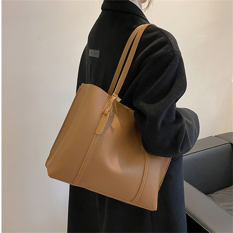 Classic Black Faux Leather Tot - Women Bags Aldo avaliação e preço