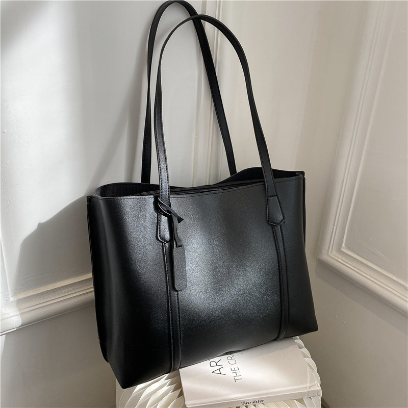 Classic Black Faux Leather Tot - Women Bags Aldo avaliação e preço