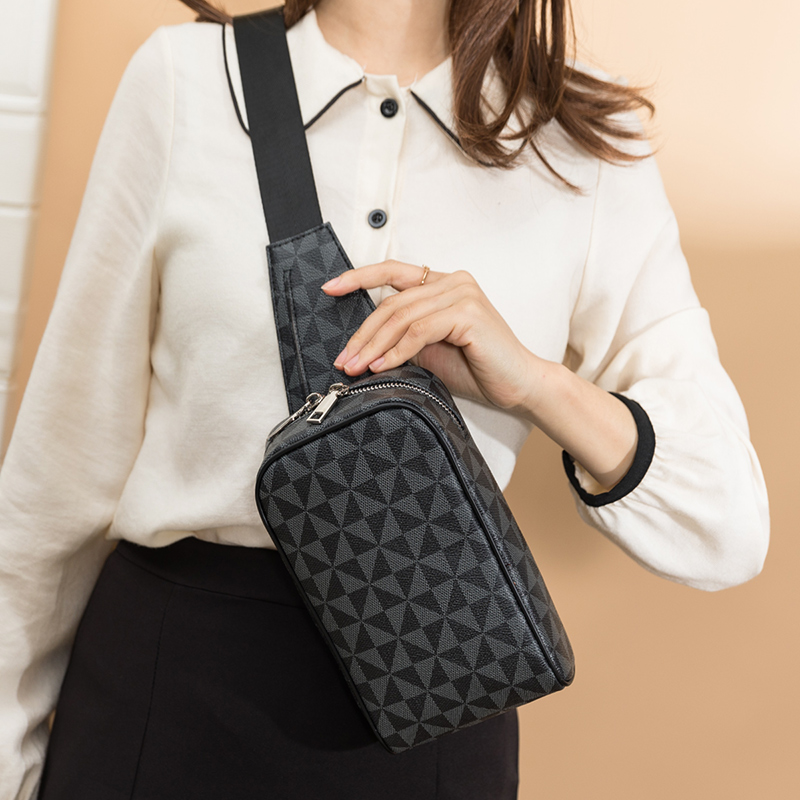 Luxury Fashion Chest Bags for  - Women Bags Dkny avaliação e preço