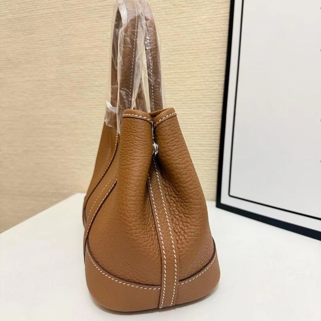Tan pebbled leather tote bag w - Top Handle Structured avaliação e preço