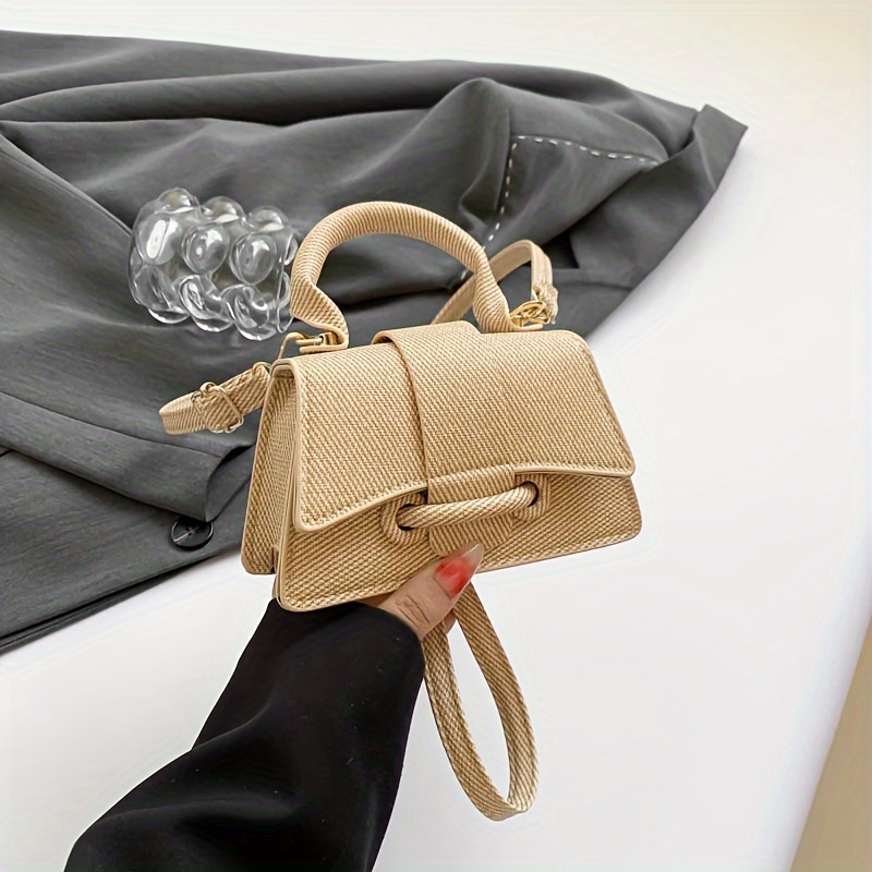 Women's Fashion Woven Mini Han - Top Handle Structured avaliação e preço
