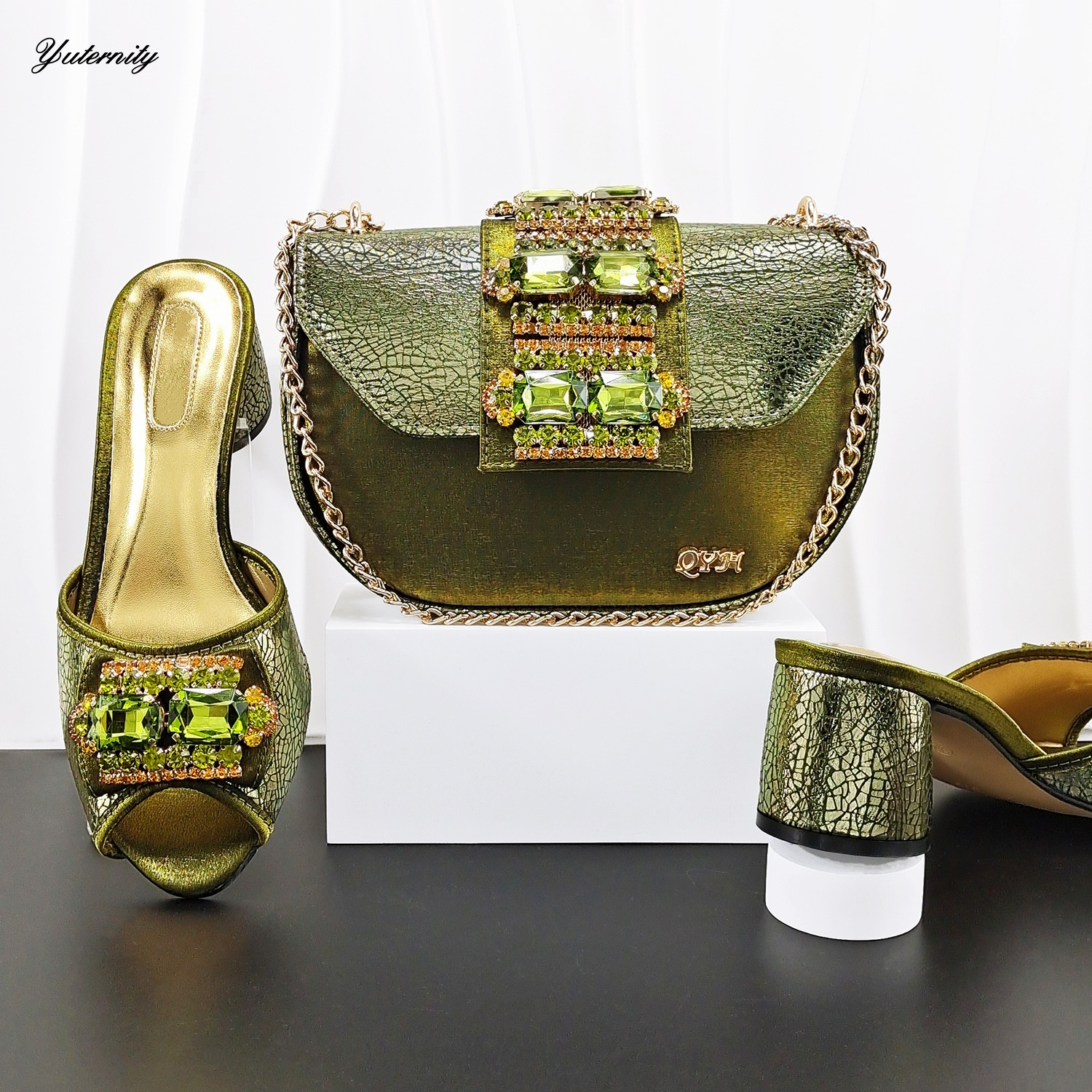 Dubai Rhinestone Luxury Slippe - Women Bags In Dubai avaliação e preço