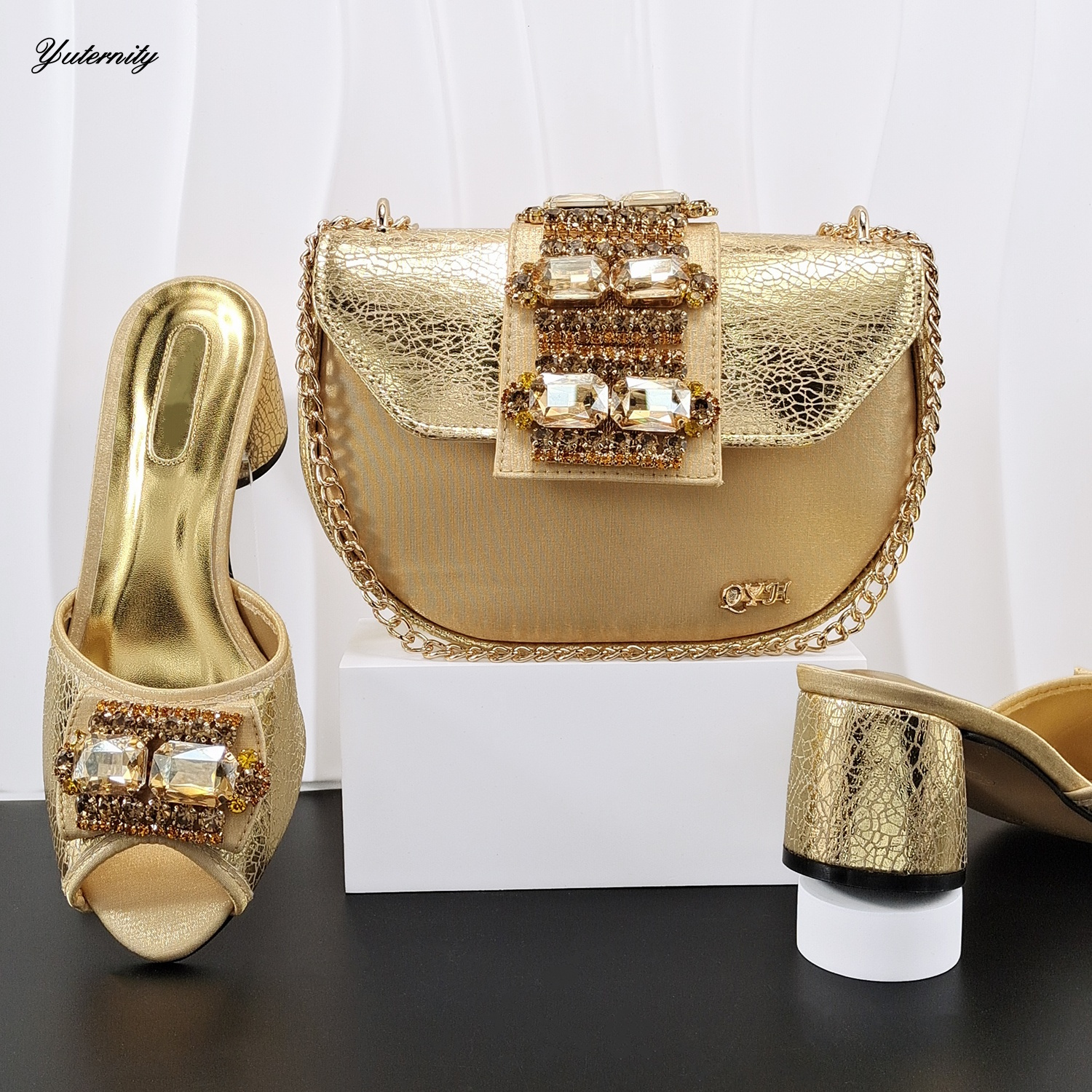 Dubai Rhinestone Luxury Slippe - Women Bags In Dubai avaliação e preço