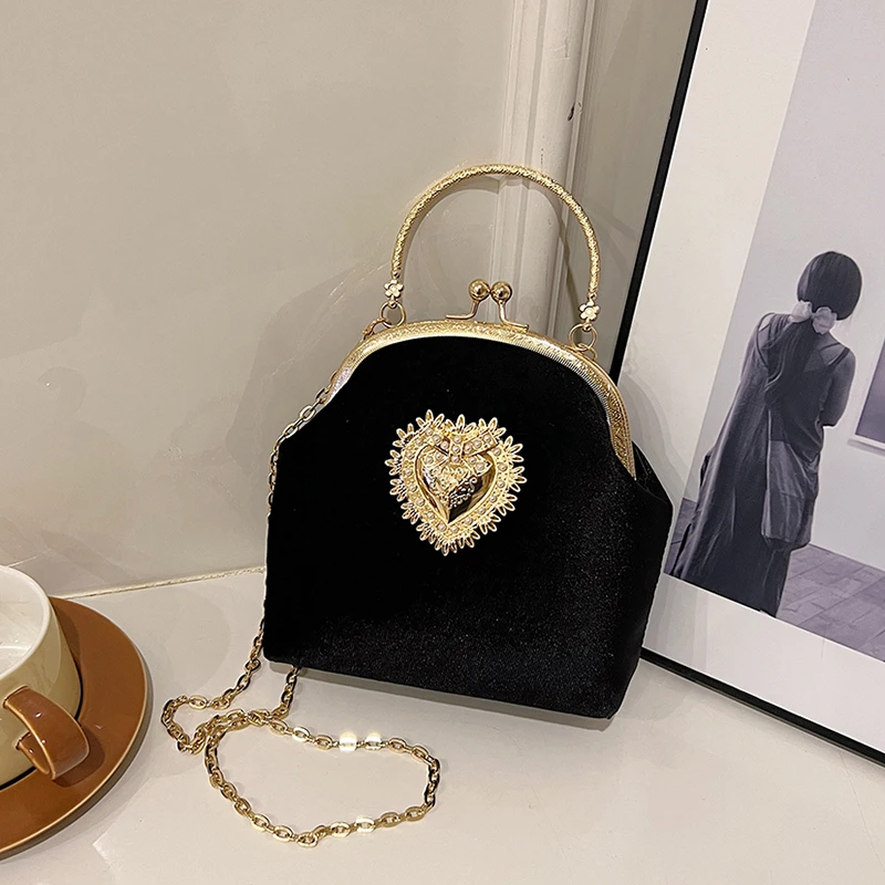 Chains Velvet Frame Heart Dinn - Women Bags For Sale avaliação e preço