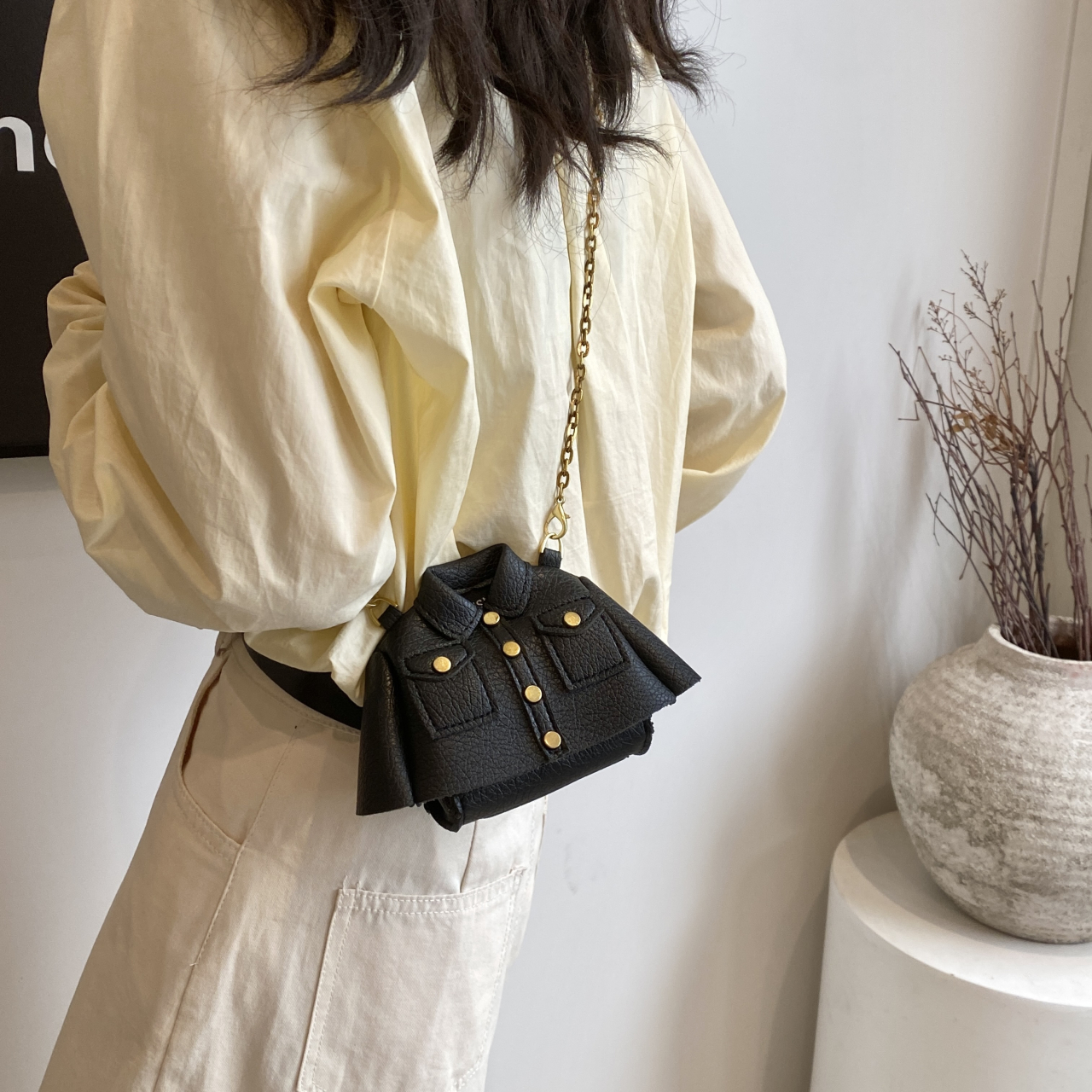 Jacket Design Women Sling Bag  - Women Bags In Trend avaliação e preço