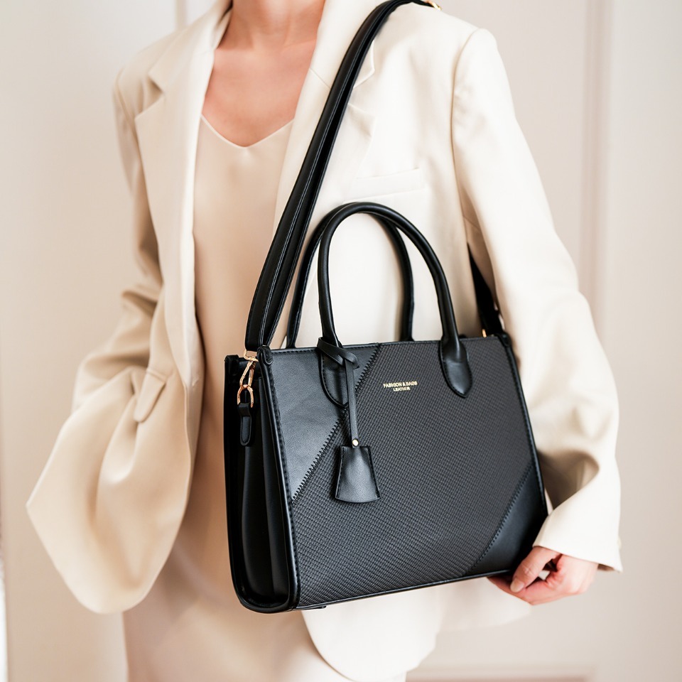 Counter-Quality Sturdy Wear-Re - Top Handle Structured avaliação e preço