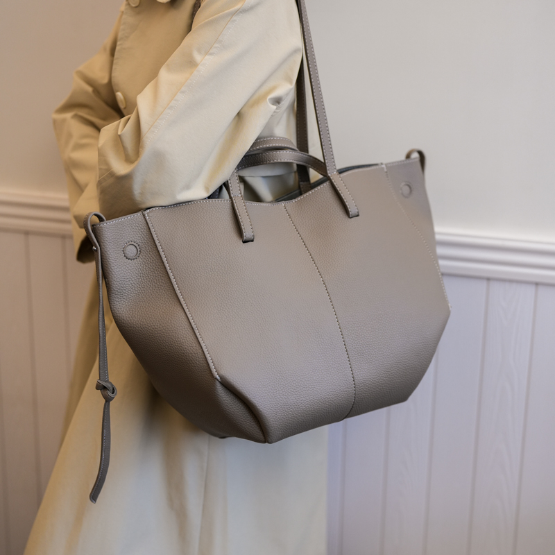 Large Capacity Leather Zipper  - Women Bags In Trend avaliação e preço