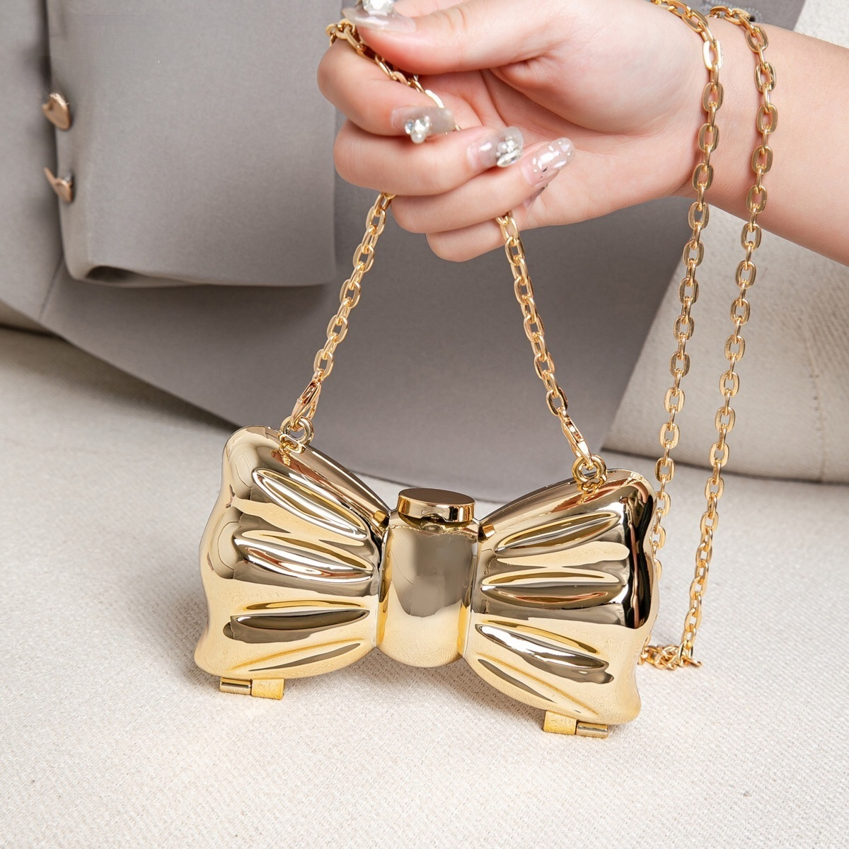 Luxury Fashion Metal Mini Hand - Women Bags Dkny avaliação e preço
